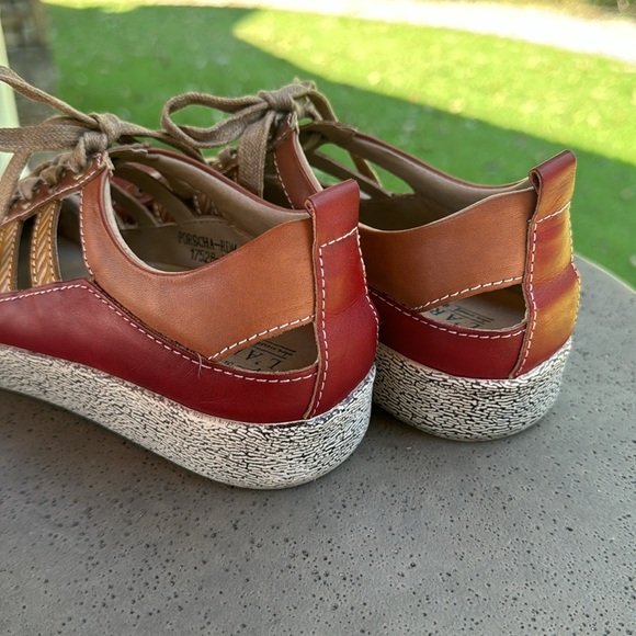 L’Artiste by Spring Step Sneakers - Picture 8 of 15